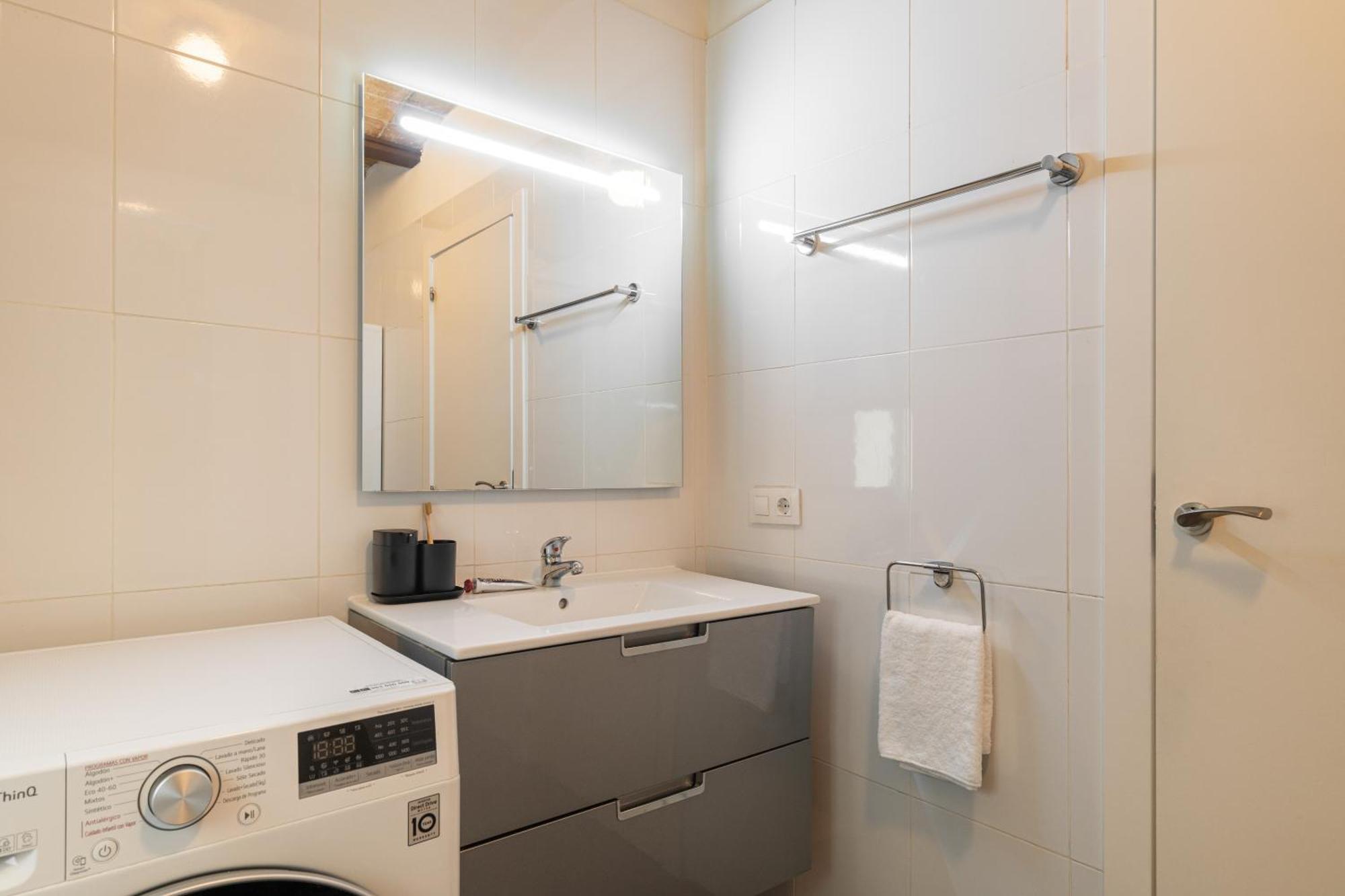 Collblanc By Olala Homes Apartament